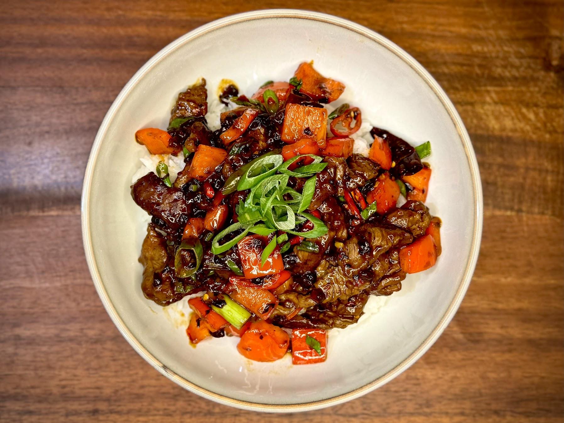 Hunan Beef. Sweet, sour & Spicy!